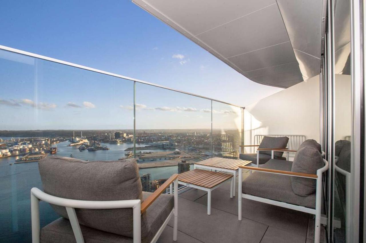 Danmarks Hojeste Penthouse Lejlighed I Lighthouse - 42 Sal Aarhus